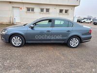 Usado VW Passat Edition 105 CV (77 kW) 2014 Gris / plata Berlina