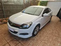 Usado Opel Astra GTC Sport 110 CV (80 kW) 2010 Blanco Berlina
