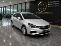 Usado Opel Astra Dynamic 110 CV (80 kW) 2016 Gris / plata Familiar