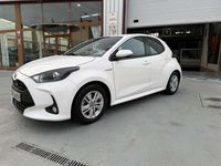 Usado Toyota Yaris Hybrid Plus 116 CV (85 kW) 2022 Blanco Utilitario