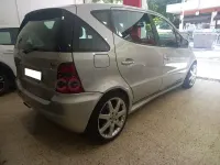Usado Mercedes A210 140 CV (102 kW) 2003 Gris / plata Utilitario