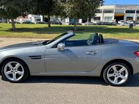 Usado Mercedes SLK250 204 CV (150 kW) 2014 Gris / plata Descapotable