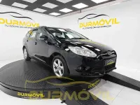 Usado Ford Focus Trend 115 CV (84 kW) 2011 Negro Familiar