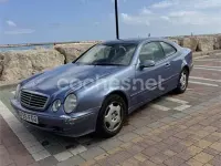 Usado Mercedes CLK230 Avantgarde 193 CV (141 kW) 1999 Violeta / lila Coupe