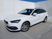 Usado Seat Leon ST Style 110 CV (80 kW) 2023 Blanco Familiar