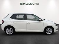 Usado Skoda Fabia Ambition 95 CV (69 kW) 2021 Blanco Berlina