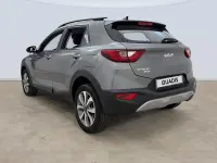 Usado Kia Stonic 101 CV (74 kW) 2025 Blanco SUV