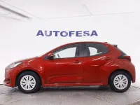 Usado Toyota Yaris Active 116 CV (85 kW) 2023 Rojo Utilitario