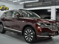 Usado VW Touareg 381 CV (280 kW) 2023 Granate SUV