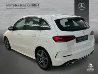 Usado Mercedes B200 AMG line 150 CV (110 kW) 2019 Blanco polar Utilitario