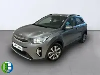 Usado Kia Stonic 101 CV (74 kW) 2024 Gris SUV