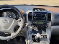 Usado Kia Carnival 185 CV (136 kW) 2007 Gris / plata Monovolumen