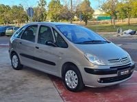 Usado Citroën Xsara Picasso Exclusive 92 CV (67 kW) 2006 Beige Monovolumen