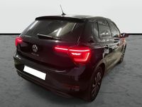 Usado VW Polo Active 95 CV (69 kW) 2023 Negro profundo efecto perla Utilitario
