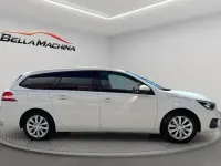 Usado Peugeot 308 SW Style 131 CV (96 kW) 2020 Blanco Familiar