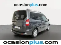 Usado Ford Tourneo Courier Titanium 102 CV (75 kW) 2018 Gris Monovolumen