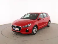 Usado Hyundai i30 120 CV (88 kW) 2017 Rojo Berlina