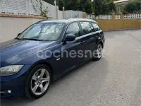 Usado BMW 318 143 CV (105 kW) 2011 Azul Familiar