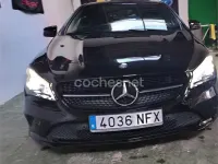 Usado Mercedes CLA180 Shooting Brake 122 CV (89 kW) 2017 Negro Familiar
