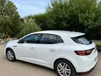 Usado Renault Mégane LIMITED 115 CV (84 kW) 2020 Blanco Berlina