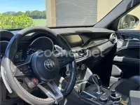 Usado Alfa Romeo Stelvio 510 CV (375 kW) 2018 Gris / plata SUV