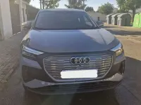 Usado Audi Q4 e-tron 125 kW (170 CV) 2022 Gris SUV