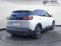 Usado Peugeot 3008 Allure 130 CV (95 kW) 2022 Blanco SUV