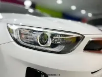 Usado Kia Stonic 100 CV (73 kW) 2021 Blanco SUV