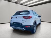 Usado Kia Stonic 100 CV (73 kW) 2021 Blanco SUV
