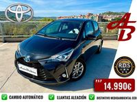 Usado Toyota Yaris Hybrid Advance 99 CV (72 kW) 2019 Negro Utilitario