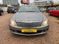 Usado Mercedes C220 Elegance 170 CV (125 kW) 2009 Gris / plata Berlina
