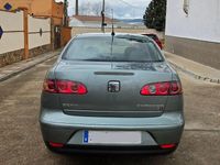 Usado Seat Cordoba Sport 130 CV (95 kW) 2004 Gris / plata Berlina