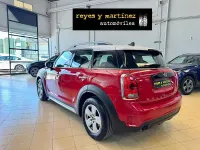 Usado Mini One D Countryman 117 CV (86 kW) 2019 Rojo SUV