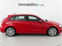 Usado Audi A3 Sportback S-Line 150 CV (110 kW) 2019 Rojo Utilitario