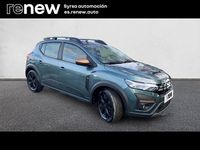 Usado Dacia Sandero Extreme 100 CV (73 kW) 2025 Verde Berlina