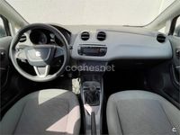Usado Seat Ibiza Reference 70 CV (51 kW) 2010 Gris / plata Berlina