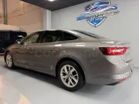 Usado Renault Talisman LIMITED 120 CV (88 kW) 2021 Marrón Berlina