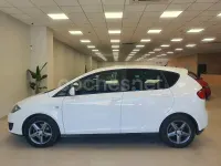 Usado Seat Altea I-Tech 105 CV (77 kW) 2014 Blanco Monovolumen