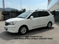 Usado SsangYong Rodius Limited 178 CV (130 kW) 2015 Blanco Monovolumen