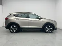 Usado Hyundai Tucson 136 CV (100 kW) 2015 Blanco SUV