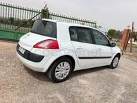 Usado Renault Mégane II Dynamique 120 CV (88 kW) 2003 Blanco Berlina