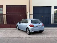 Usado Toyota Auris Active 126 CV (92 kW) 2010 Azul Utilitario