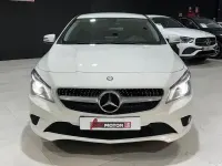 Usado Mercedes CLA200 Urban 136 CV (100 kW) 2016 Blanco Familiar