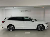 Usado Skoda Superb Selection 150 CV (110 kW) 2024 Blanco Familiar