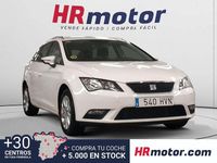 Usado Seat Leon Style 106 CV (77 kW) 2014 Blanco Familiar