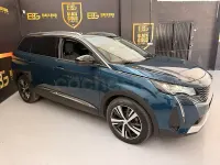 Usado Peugeot 5008 Allure 180 CV (132 kW) 2022 Azul SUV
