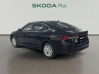 Usado Skoda Octavia 116 CV (85 kW) 2025 Negro Berlina