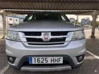 Usado Fiat Freemont Urban 140 CV (102 kW) 2011 Gris / plata SUV