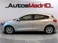Usado Ford Focus Trend 125 CV (91 kW) 2021 Gris / plata Berlina