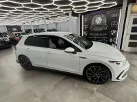 Usado VW Golf VIII GTI 245 CV (180 kW) 2021 Blanco Utilitario